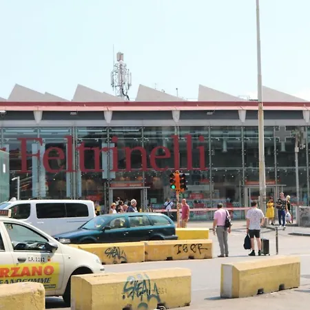 B&B Garibaldi Station-2